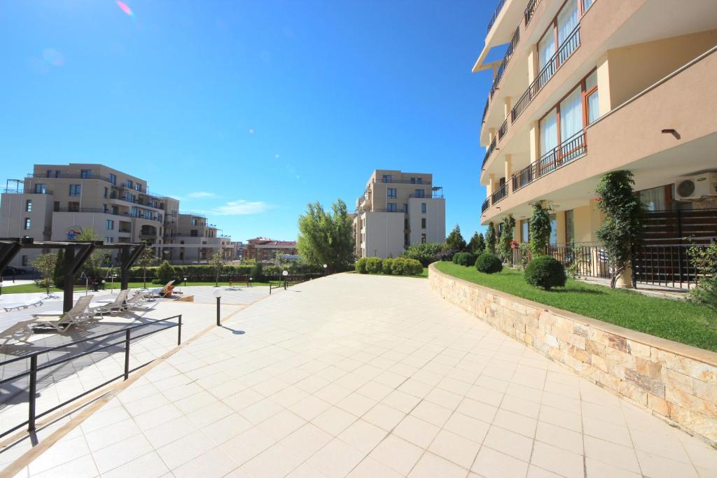 סבטי ולאס Menada Luxor Apartments מראה חיצוני תמונה