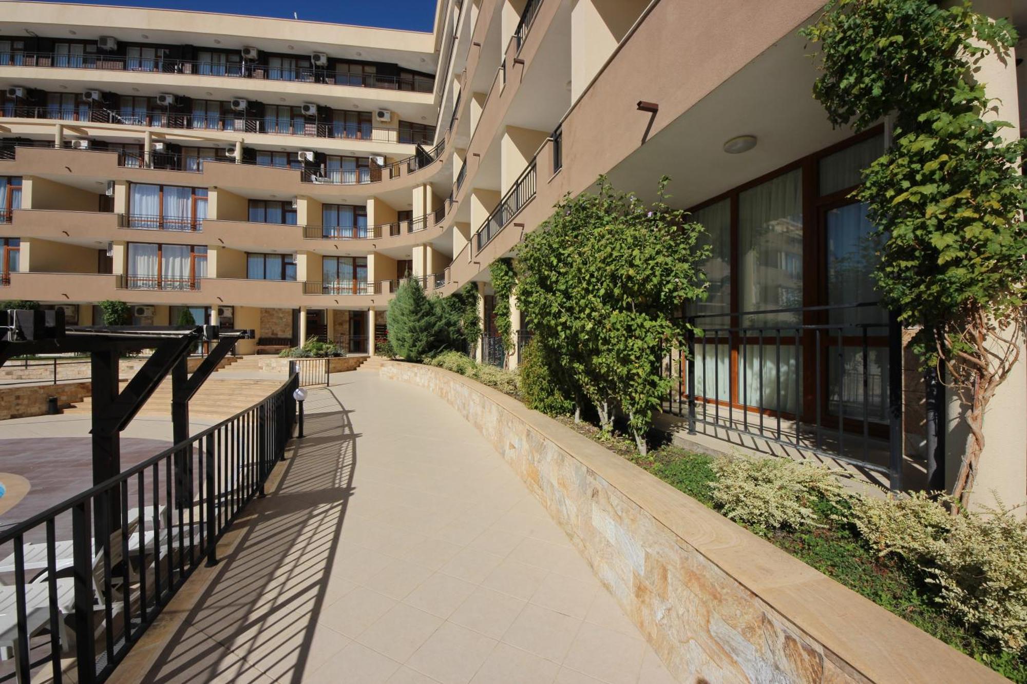 סבטי ולאס Menada Luxor Apartments מראה חיצוני תמונה