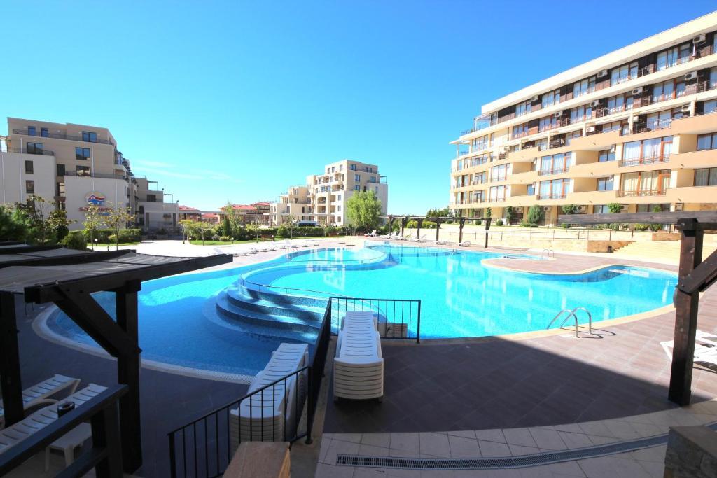 סבטי ולאס Menada Luxor Apartments מראה חיצוני תמונה