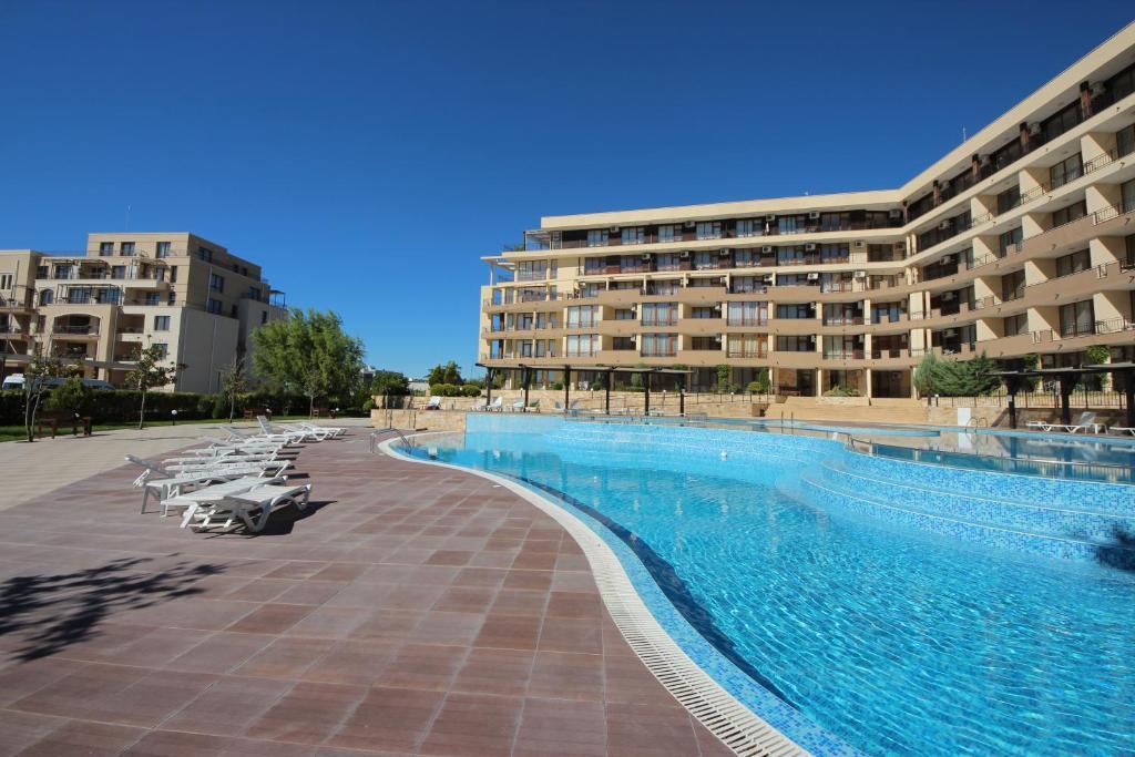 סבטי ולאס Menada Luxor Apartments מראה חיצוני תמונה