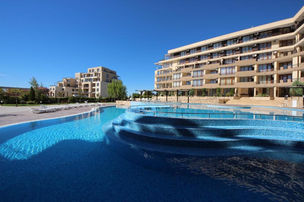 סבטי ולאס Menada Luxor Apartments מראה חיצוני תמונה