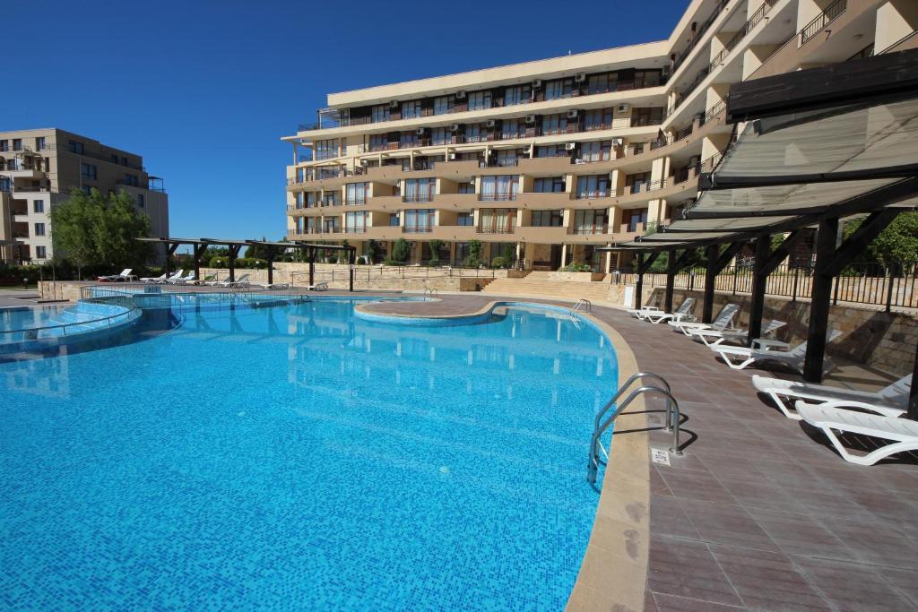סבטי ולאס Menada Luxor Apartments מראה חיצוני תמונה